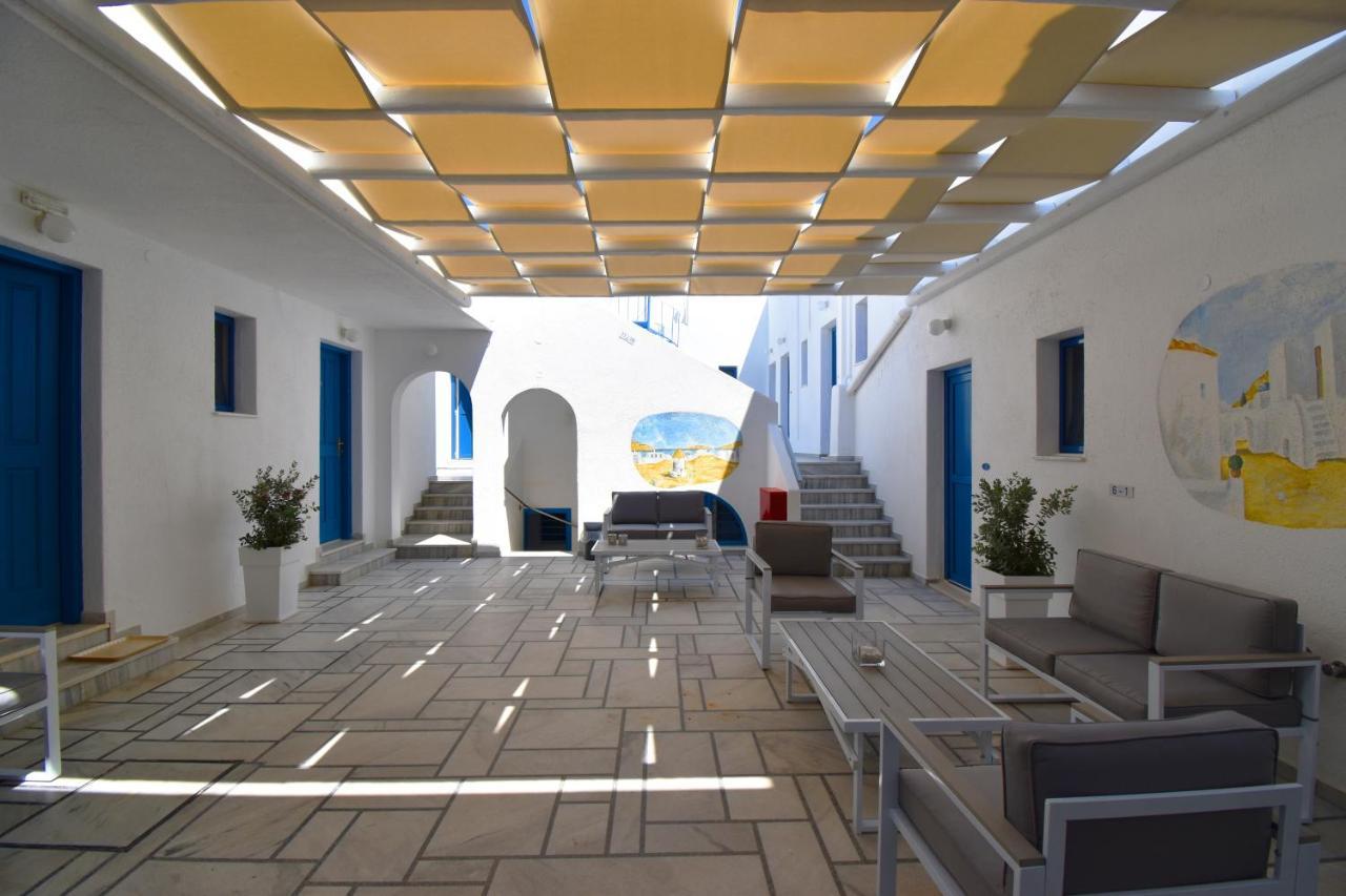 Ayeri Hotel Párosz Kültér fotó