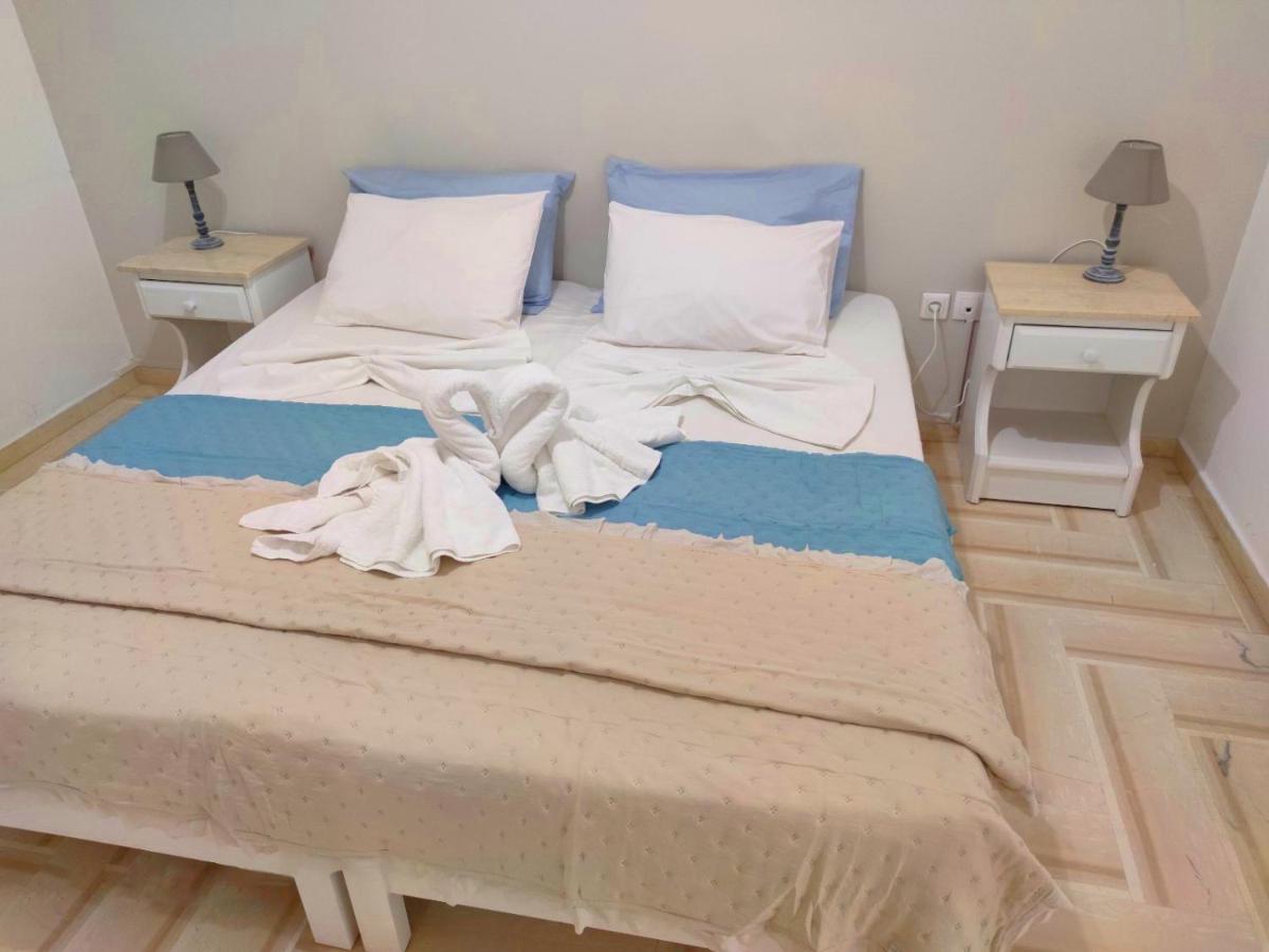 Ayeri Hotel Párosz Kültér fotó