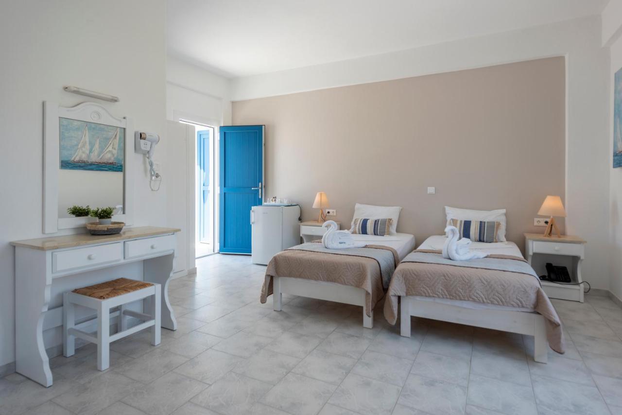 Ayeri Hotel Párosz Kültér fotó