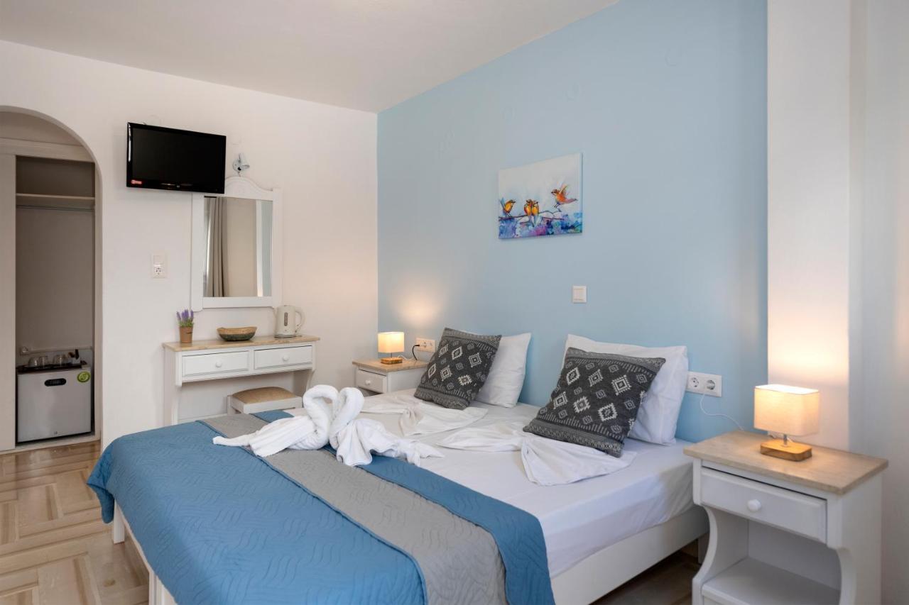 Ayeri Hotel Párosz Kültér fotó