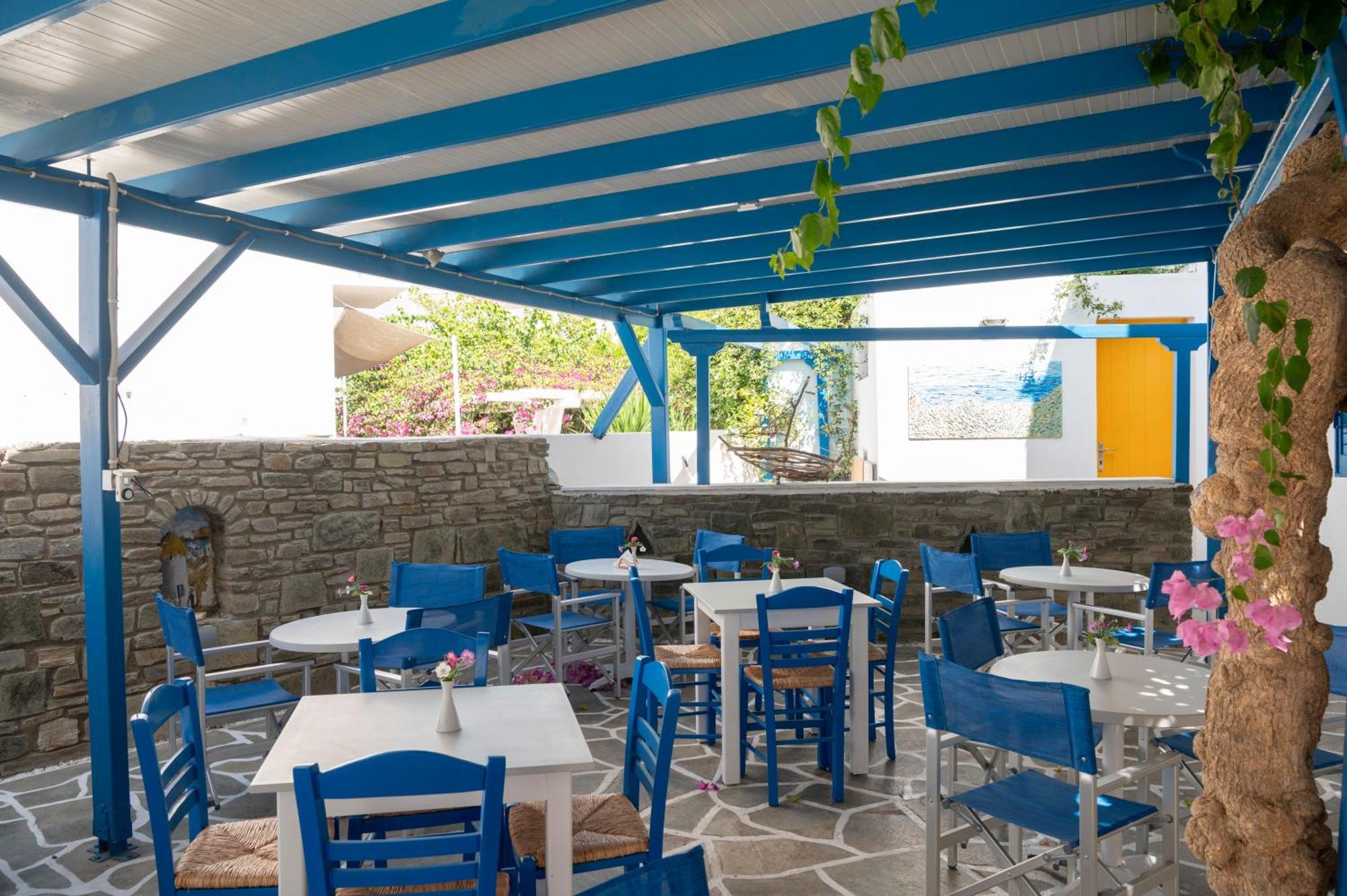 Ayeri Hotel Párosz Kültér fotó