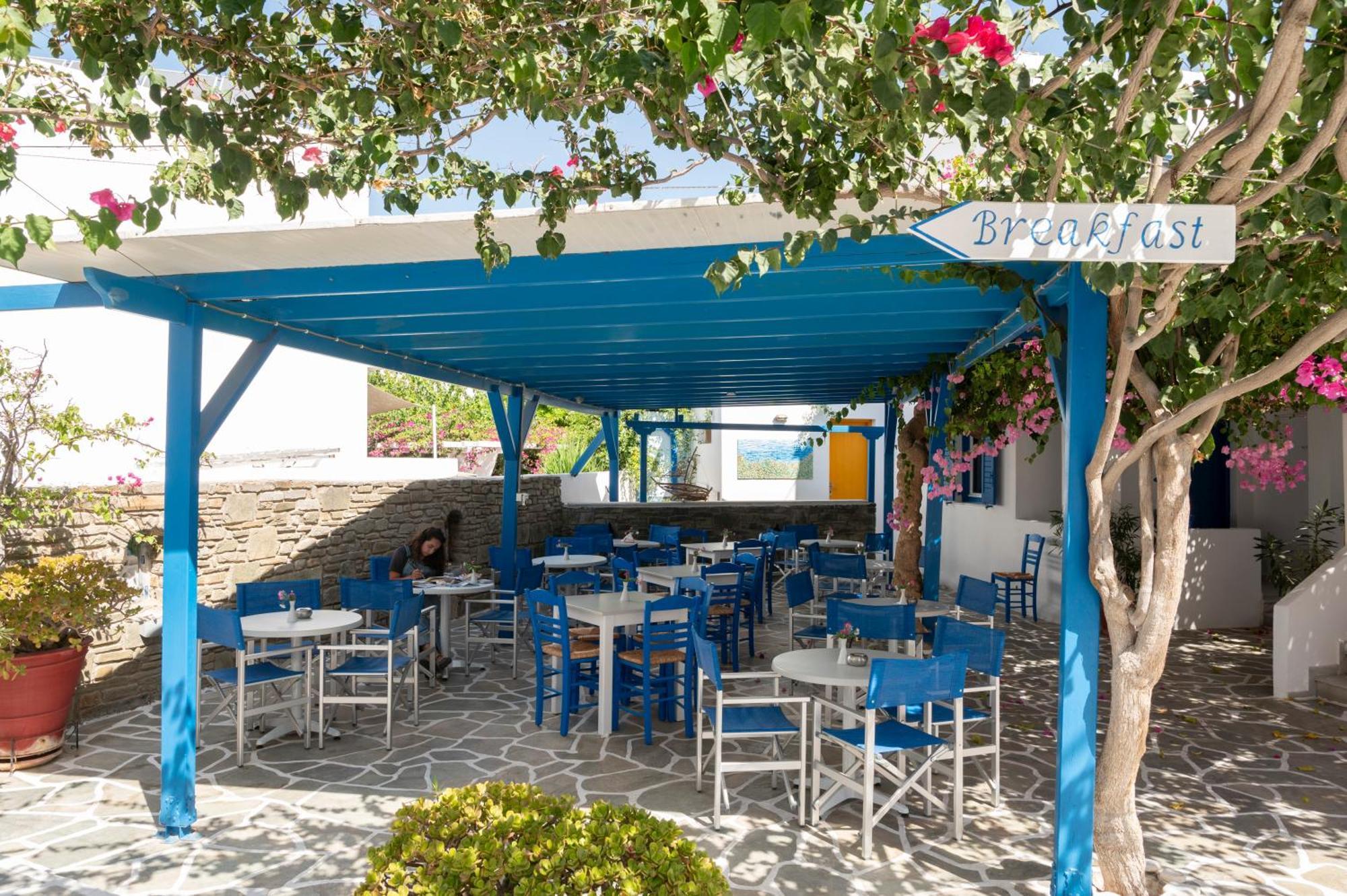 Ayeri Hotel Párosz Kültér fotó